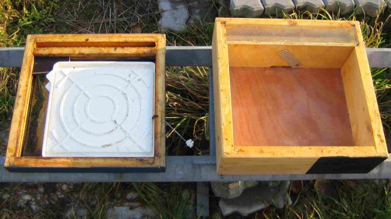 Nourrisseur Warré : Nourrisseur en bois paraffiné Warré - Naturapi : Tout  pour l'apiculteur