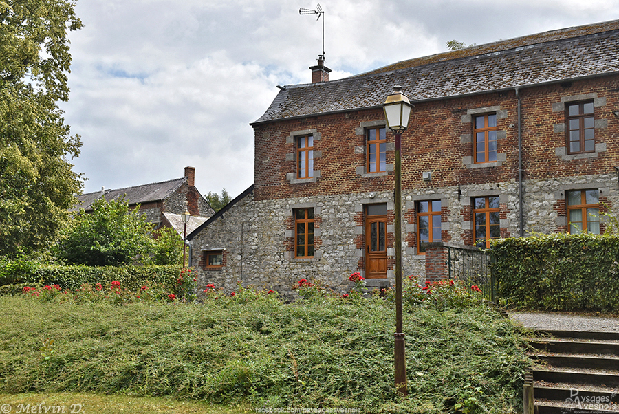 Image hébergée par servimg.com